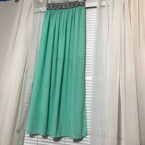 Mint Green/Seafoam Boutique Flowy Maxi Skirt - Picture 2 of 5